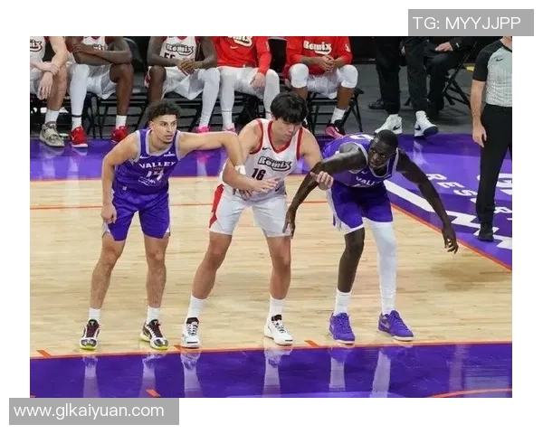 小杨被称为NBA历史最差球员的背后真相是什么 小杨被称为NBA历史最差球员的背后真相是什么